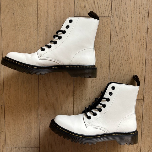 Dr. Martens Leather Women’s Boots - Picture 2 of 7